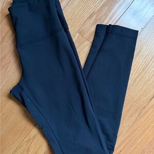 LuluLemon 25” Wunder Train Leggings (size 6)